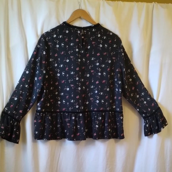 Zara Black Floral Blouse - Picture 6 of 12